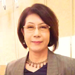代表　佐久間雅美